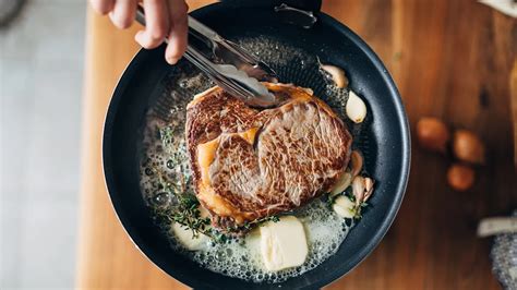 From Farm to Table: Sourcing the Best Steak and Gyeo